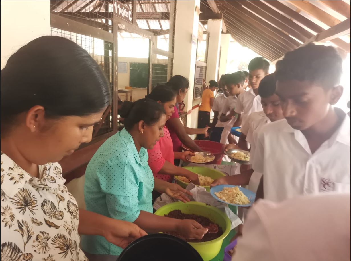 සඟබෝ ළමා දිනය සෙනෙහසින් සැමරේ...